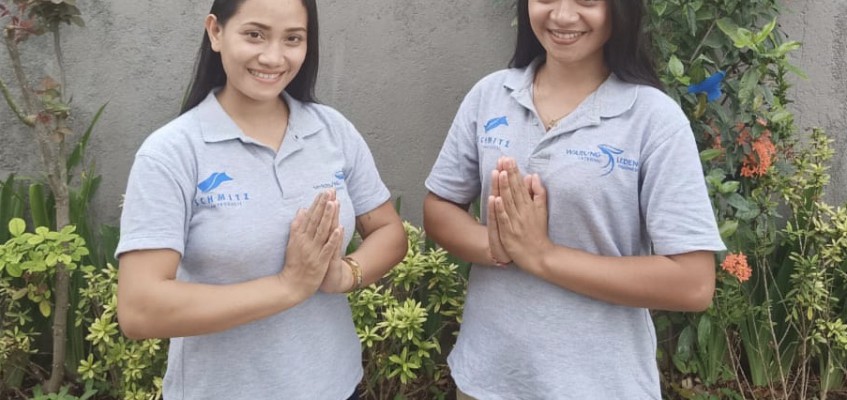 Onze trotse Team op Bali  Juliah en Ariani